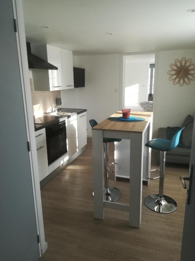 Saint-Maixent-lʼÉcole Appartement Calme מראה חיצוני תמונה